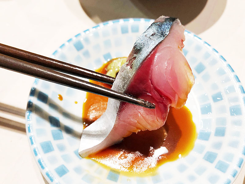 醤油に浮く脂にも注目